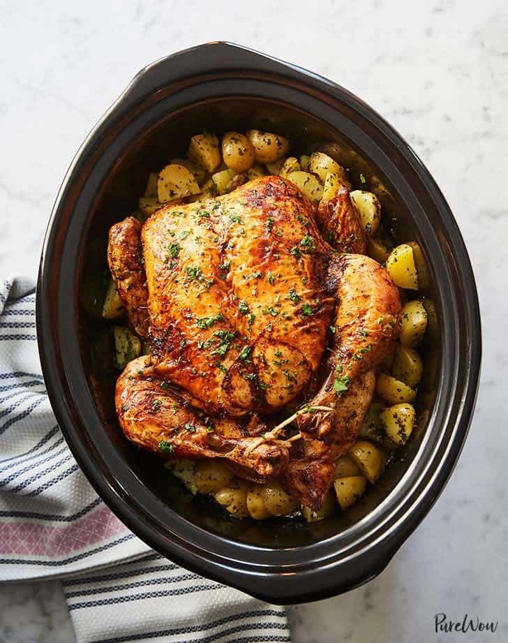 Slow cooker whole chicken with potatoes