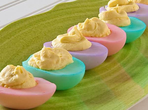Pastel devilled eggs for Easter