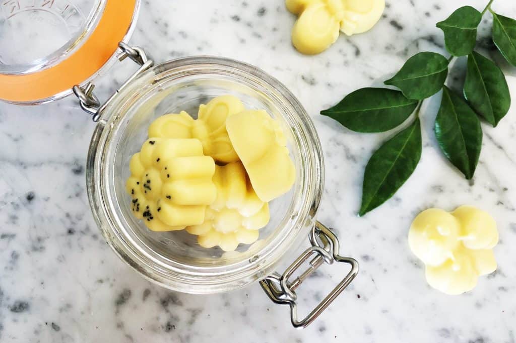 Lemon, grapefruit, and poppy seed bath melts