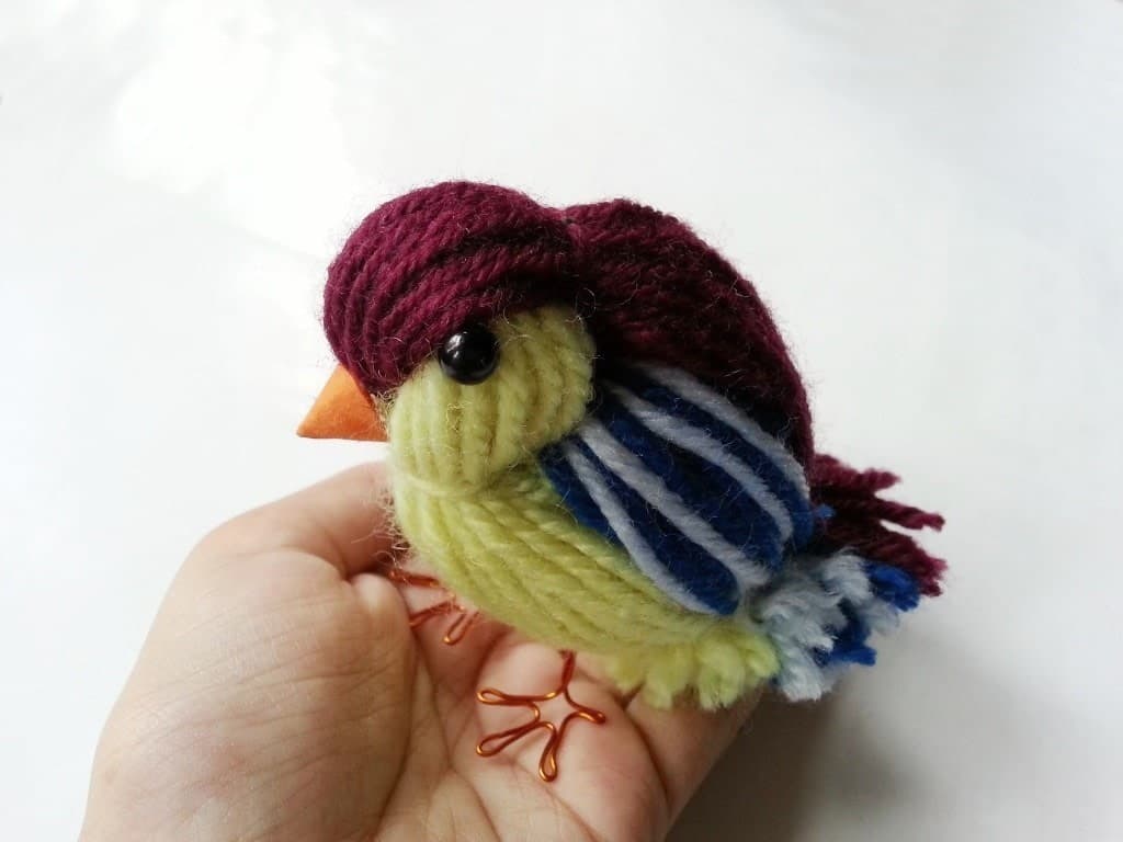 Cute yarn bird