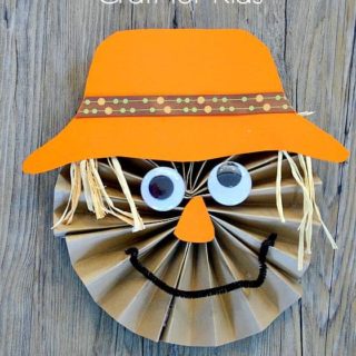 15 Cute Fall Crafts for Kids That Are Fun to Make