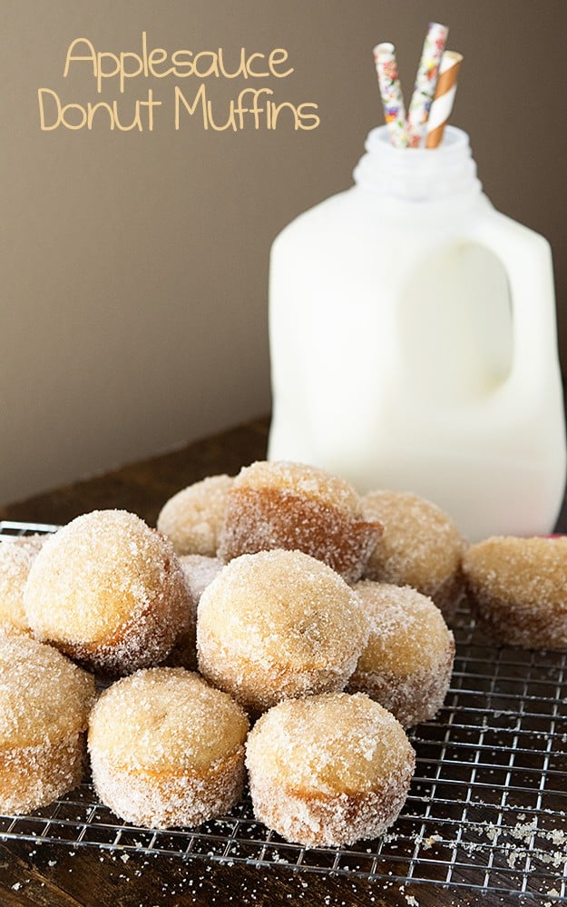 Applesauce donut muffins