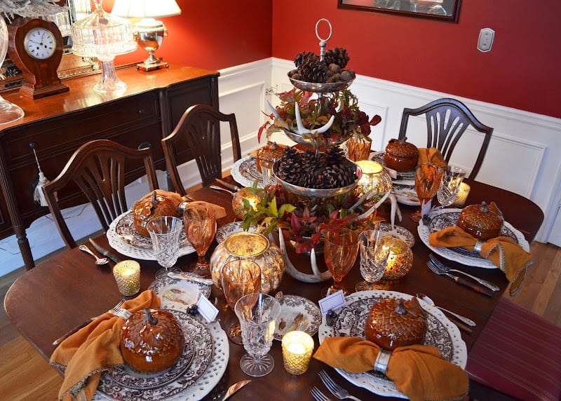 Fall nature themed tablescape
