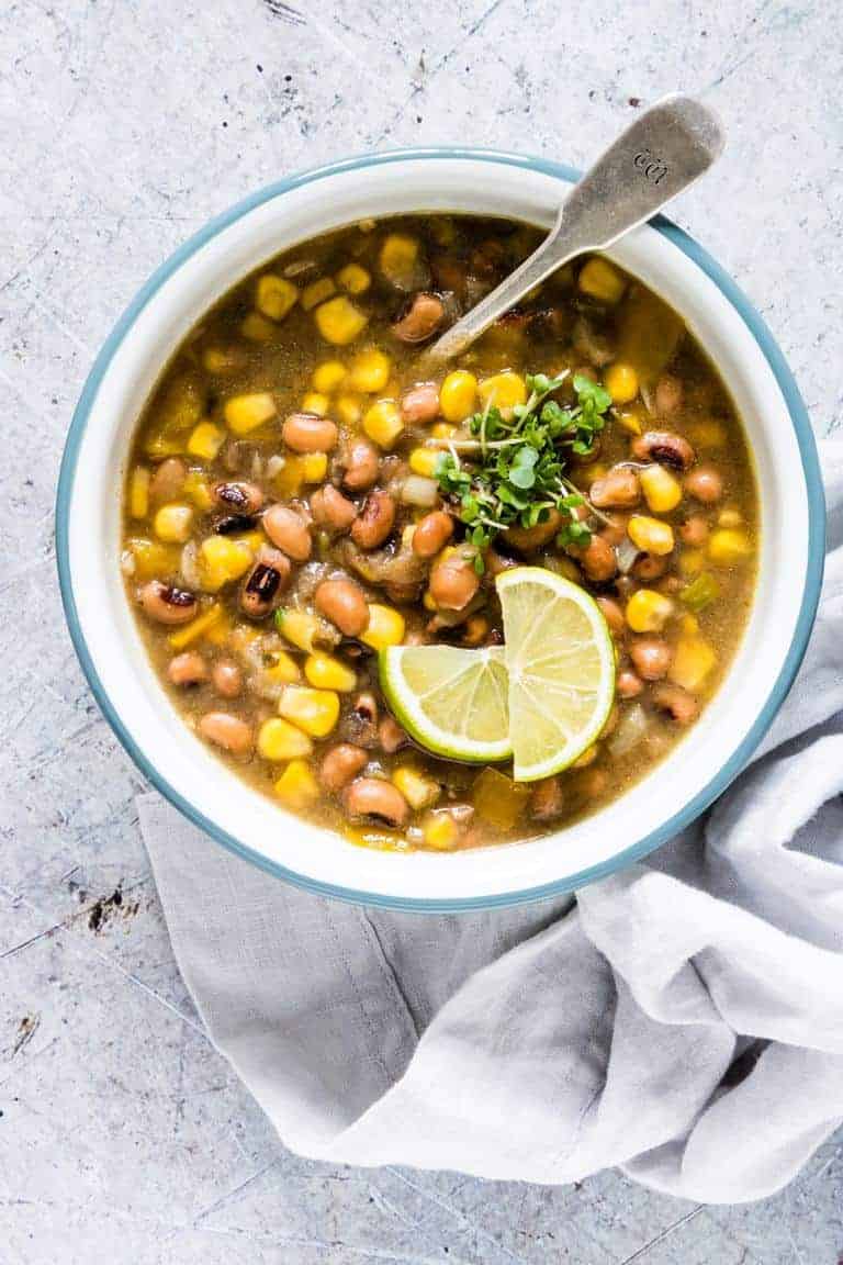 Hearty slowcooker bean soup